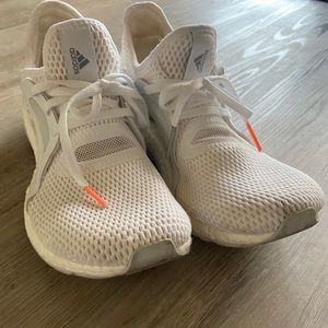 adidas Boost Running shoes ⚡️✨